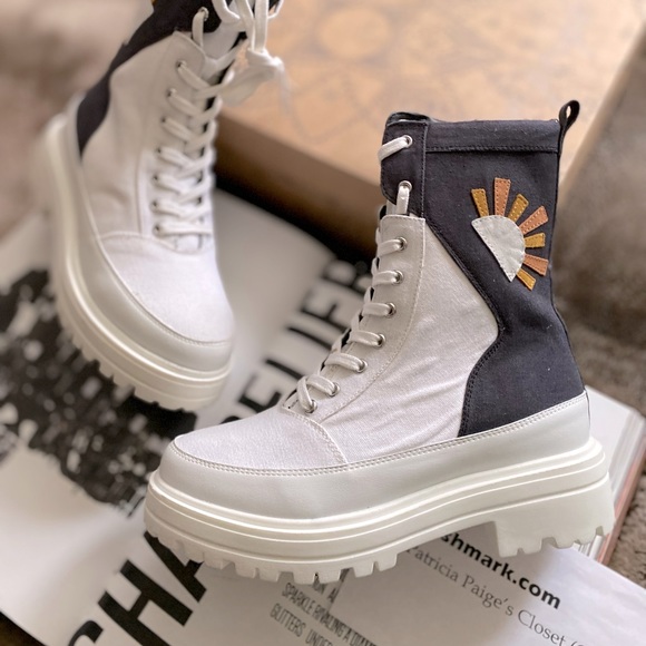 Free People Feels Good To Be Lost Lug Sole Hiker Boots - Picture 7 of 13